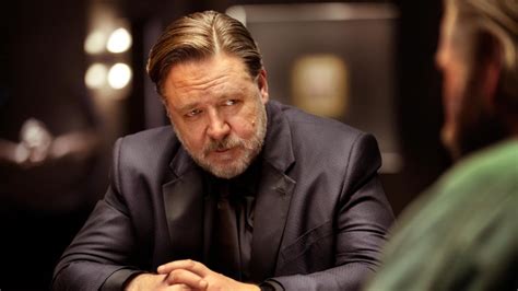 poker face russell crowe streaming